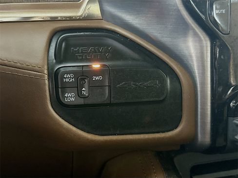 Used 2021 RAM 2500 Limited image 16