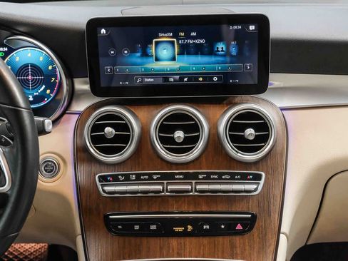 Certified 2022 Mercedes-Benz GLC 300 4MATIC image 16