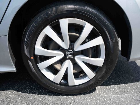 Used 2023 Honda Civic LX image 28