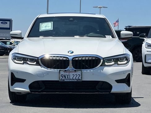 Used 2022 BMW 330i Sedan w/ Premium Package image 8