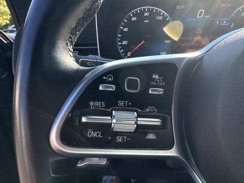 Used 2022 Mercedes-Benz GLS 450 4MATIC image 30