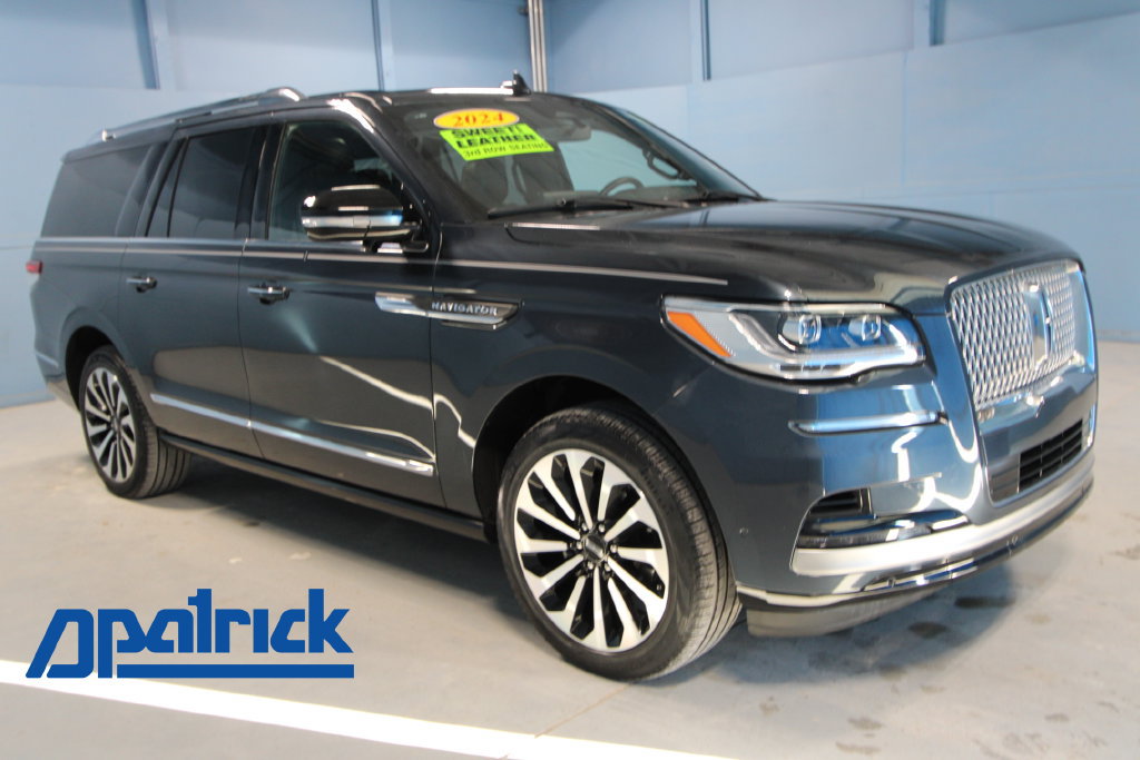 Used 2024 Lincoln Navigator L Reserve AWD/4WD image 1