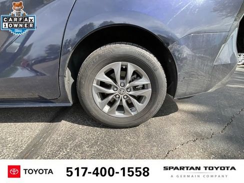 Used 2025 Toyota Sienna XLE FWD image 24