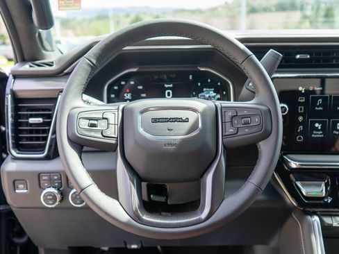 New 2026 GMC Sierra 2500 Denali Ultimate w/ Max Trailering Package AWD/4WD image 17