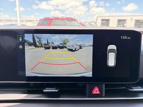 New 2026 Kia Carnival EX FWD image 13