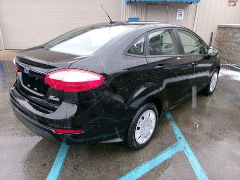 Used 2018 Ford Fiesta S FWD image 5
