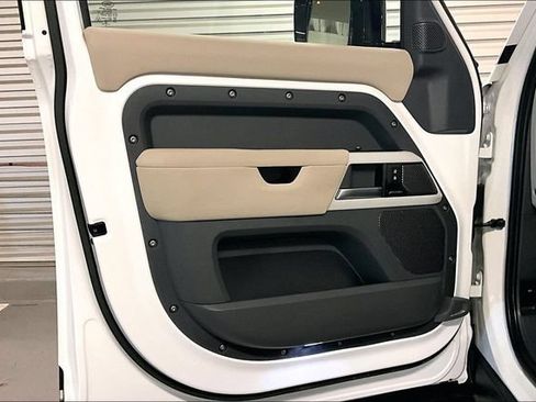 Certified 2023 Land Rover Defender 110 S AWD/4WD image 26