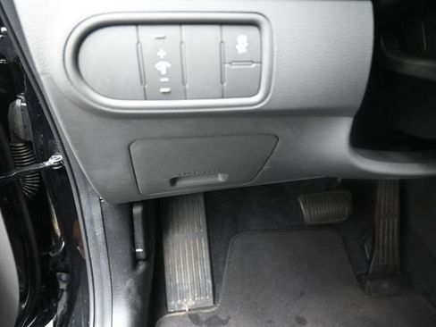 Used 2017 Kia Forte LX FWD image 16