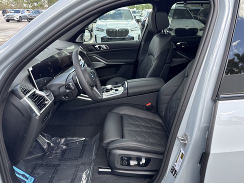 New 2026 BMW X5 M60i image 13