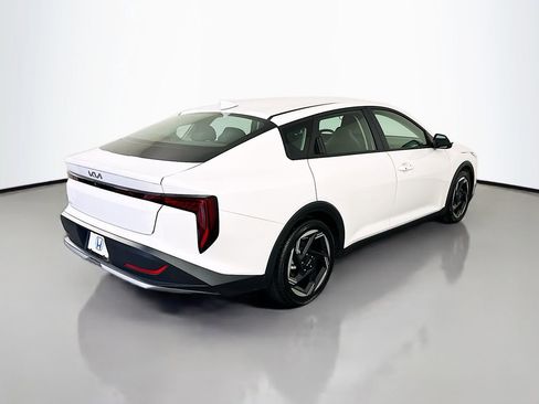 Used 2025 Kia K4 EX FWD image 5