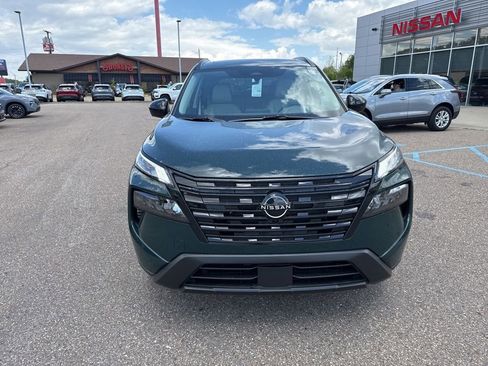New 2026 Nissan Rogue SV AWD/4WD image 1