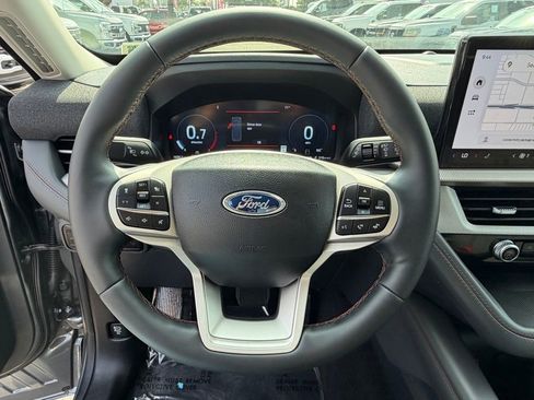 Used 2026 Ford Explorer Active RWD image 27