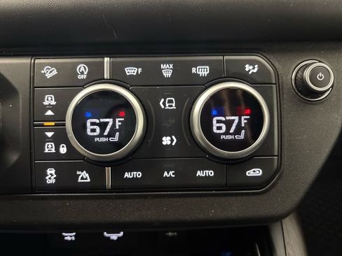 Used 2020 Land Rover Defender 110 X image 35