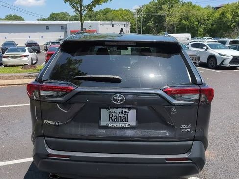 Used 2023 Toyota RAV4 XLE w/ Convenience Package AWD/4WD image 5