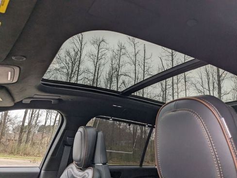 New 2025 Lincoln Aviator Black Label image 9