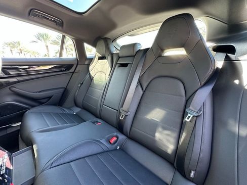 Used 2026 Porsche Panamera 4 E-Hybrid AWD/4WD image 36