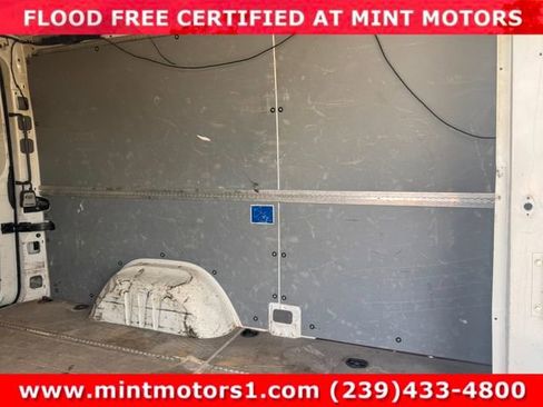 Used 2015 Mercedes-Benz Sprinter 2500 image 17