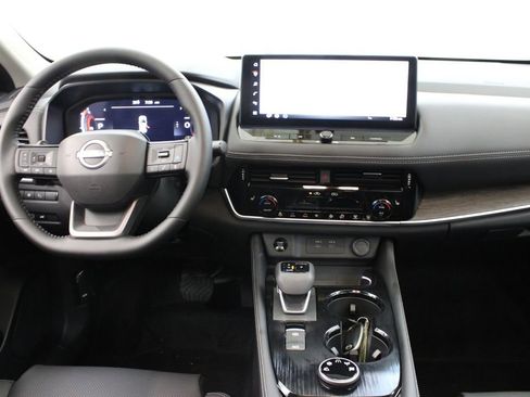 New 2026 Nissan Rogue Platinum w/ Platinum Premium Package AWD/4WD image 9