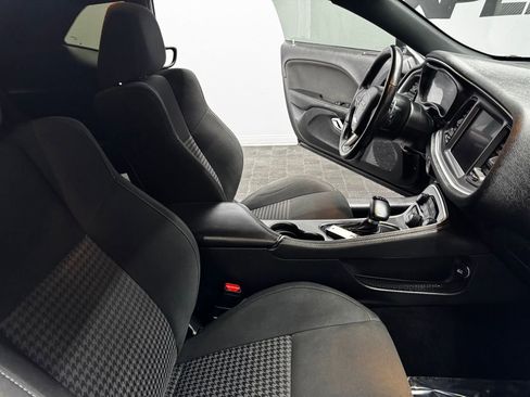 Used 2019 Dodge Challenger GT w/ Blacktop Package RWD image 43