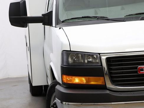 New 2025 GMC Savana 3500 w/ Power Convenience Package image 4