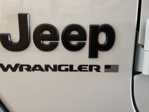 Used 2026 Jeep Wrangler Sport AWD/4WD image 40