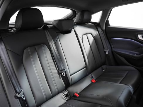 Certified 2025 Audi A5 2.0T Premium w/ Convenience Package image 11