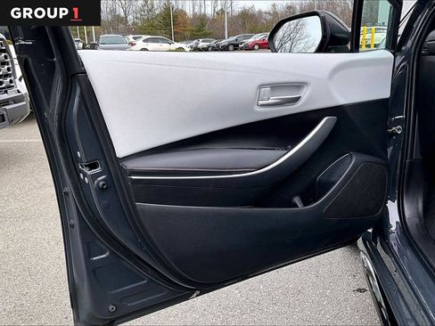 Used 2024 Toyota Corolla SE w/ SE Premium Package image 22