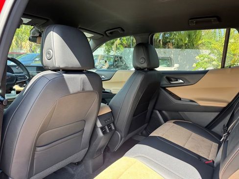 New 2025 Chevrolet Equinox ACTIV w/ Convenience Package III image 16