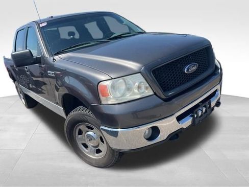 Used 2006 Ford F150 XLT AWD/4WD image 5