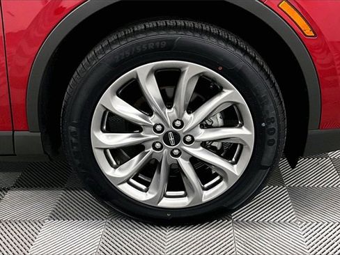 Used 2022 Lincoln Corsair AWD w/ Premium Package image 9