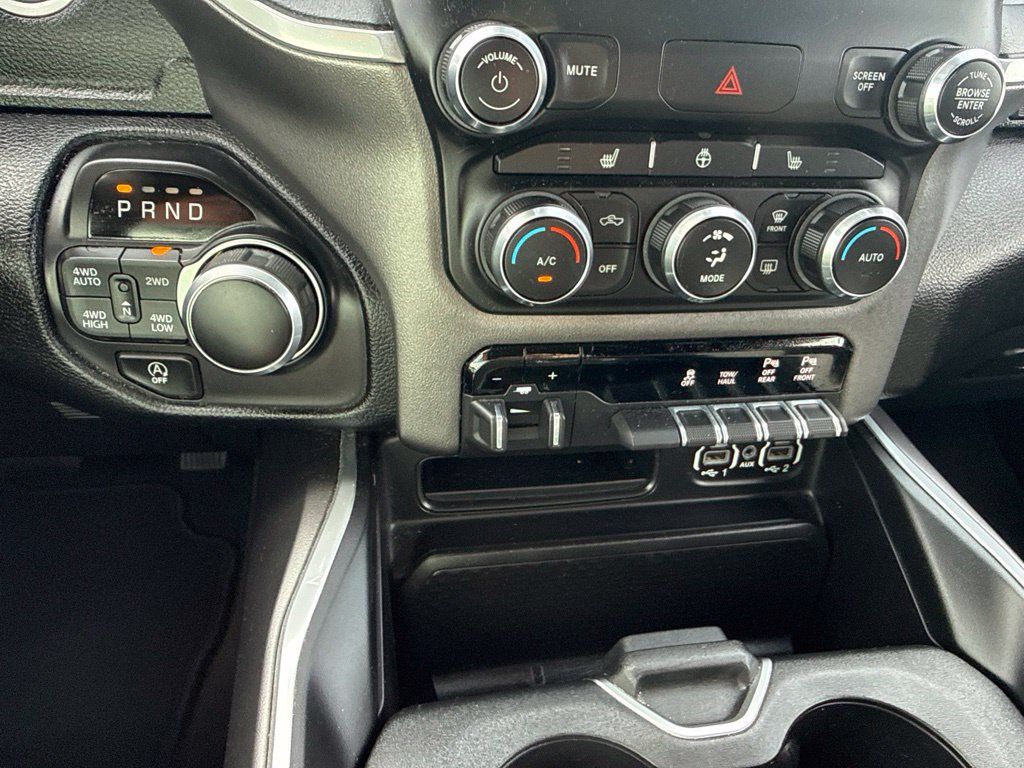 Used 2021 RAM 1500 Big Horn AWD/4WD image 11