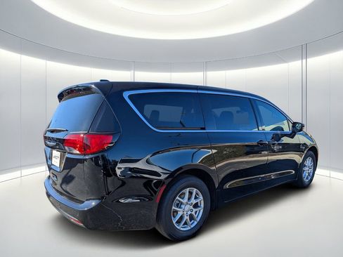 New 2026 Chrysler Voyager LX FWD image 3