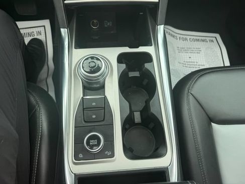 Used 2023 Ford Explorer XLT w/ Equipment Group 202A AWD/4WD image 22