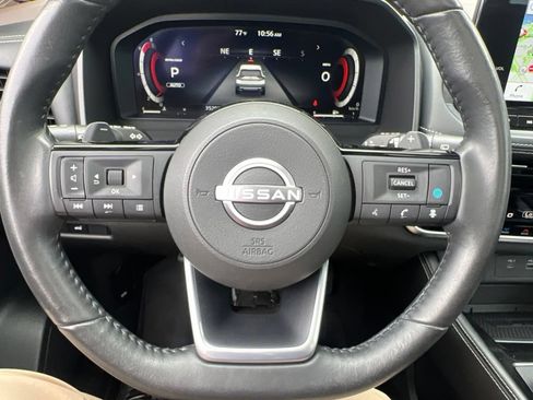 Certified 2023 Nissan Rogue Platinum w/ Platinum Premium Package AWD/4WD image 64