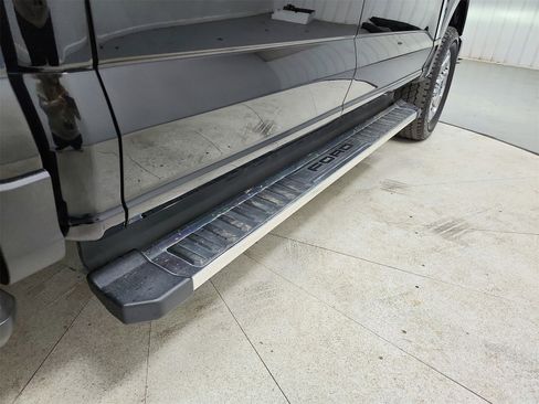 Used 2024 Ford F250 Lariat w/ Chrome Package image 52