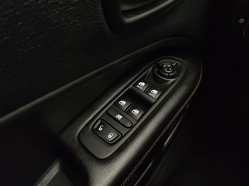 Used 2019 Jeep Compass Limited FWD image 27