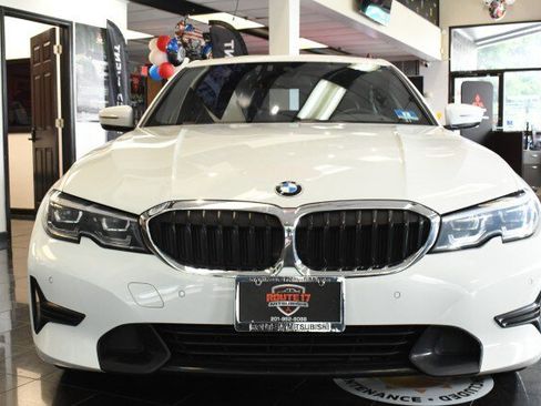Used 2020 BMW 330i xDrive Sedan w/ Convenience Package AWD/4WD image 2