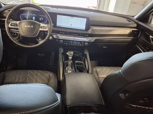 Used 2025 Kia Telluride AWD image 22