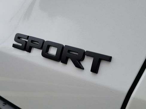 Certified 2026 Honda HR-V Sport image 9