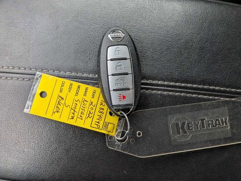 Used 2022 Nissan Sentra S image 31