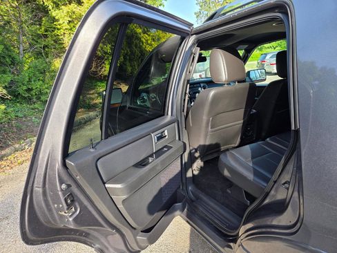 Used 2014 Ford Expedition Limited AWD/4WD image 13