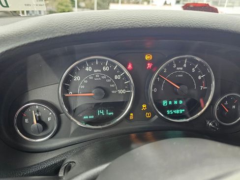 Used 2018 Jeep Wrangler Sport image 22