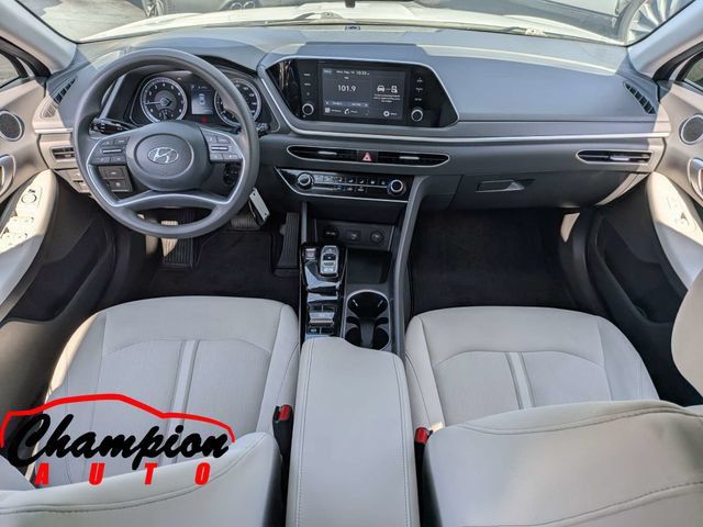 Used 2023 Hyundai Sonata SE FWD image 17