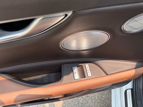 Used 2022 Genesis G80 2.5T w/ Advanced Package image 12