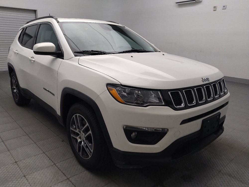 Used 2018 Jeep Compass Latitude w/ Popular Equipment Group FWD image 13