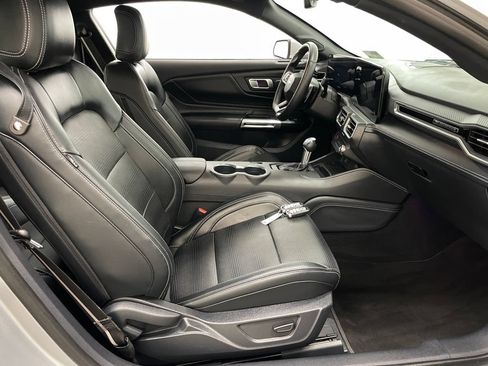 Used 2024 Ford Mustang GT Premium RWD image 34