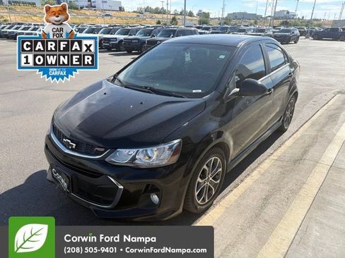 Used 2020 Chevrolet Sonic LT w/ Convenience Package FWD image 3