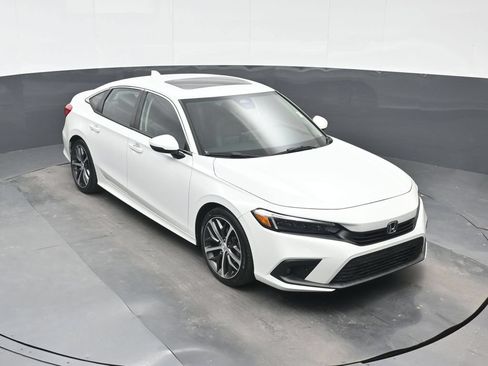 Used 2022 Honda Civic Touring image 24