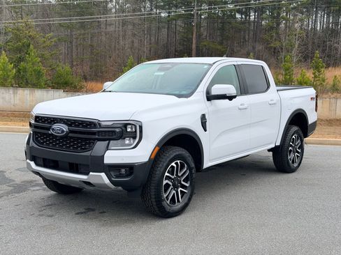 New 2025 Ford Ranger Lariat w/ FX4 Off-Road Package image 3