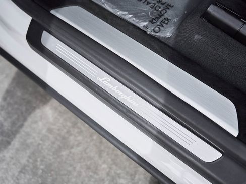 Used 2024 Lamborghini Urus Performante image 43